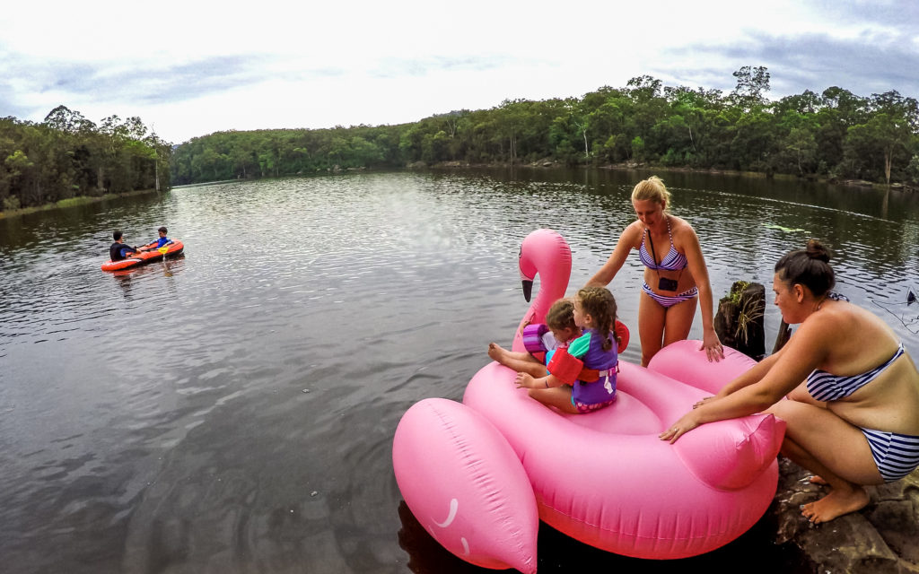 Camping Beehive Point - Jenifer Doig & Michelle Robinson load up the girls