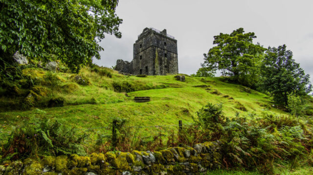 Carnasserie Castle: A Peaceful Ruin in Argyll’s Highlands