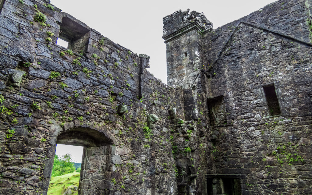 Exploring Carnasserie Castle, Scotland