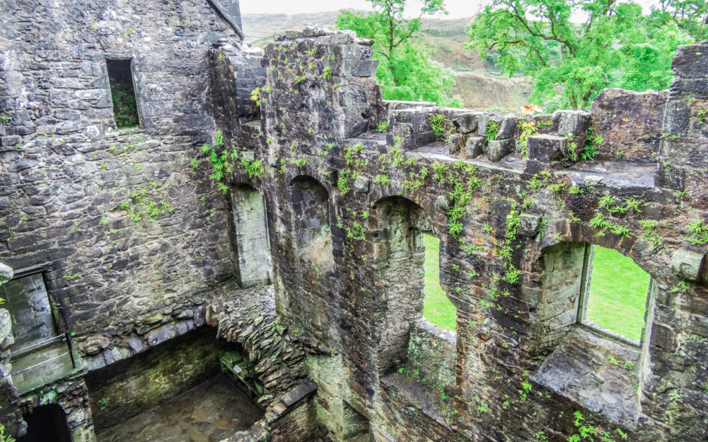 Exploring Carnasserie Castle, Scotland